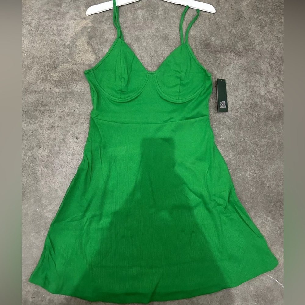 NWT Wild Fable Women's Knit Skater Dress, Green, Medium, Sweetheart Neck